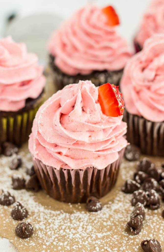 Chocolate Cupcakes with a Strawberry Mousse Frosting | The Recipe Critic