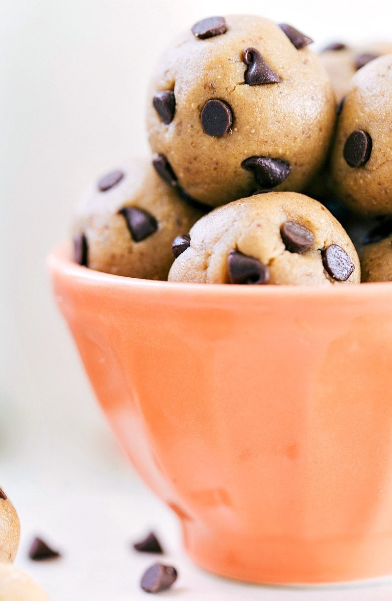 Edible Cookie Dough Recipe {BEST EVER} - Chelsea's Messy Apron