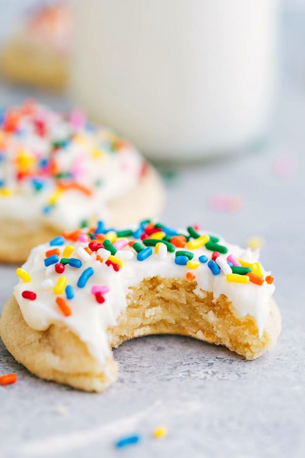 Soft Sugar Cookies - Chelsea's Messy Apron