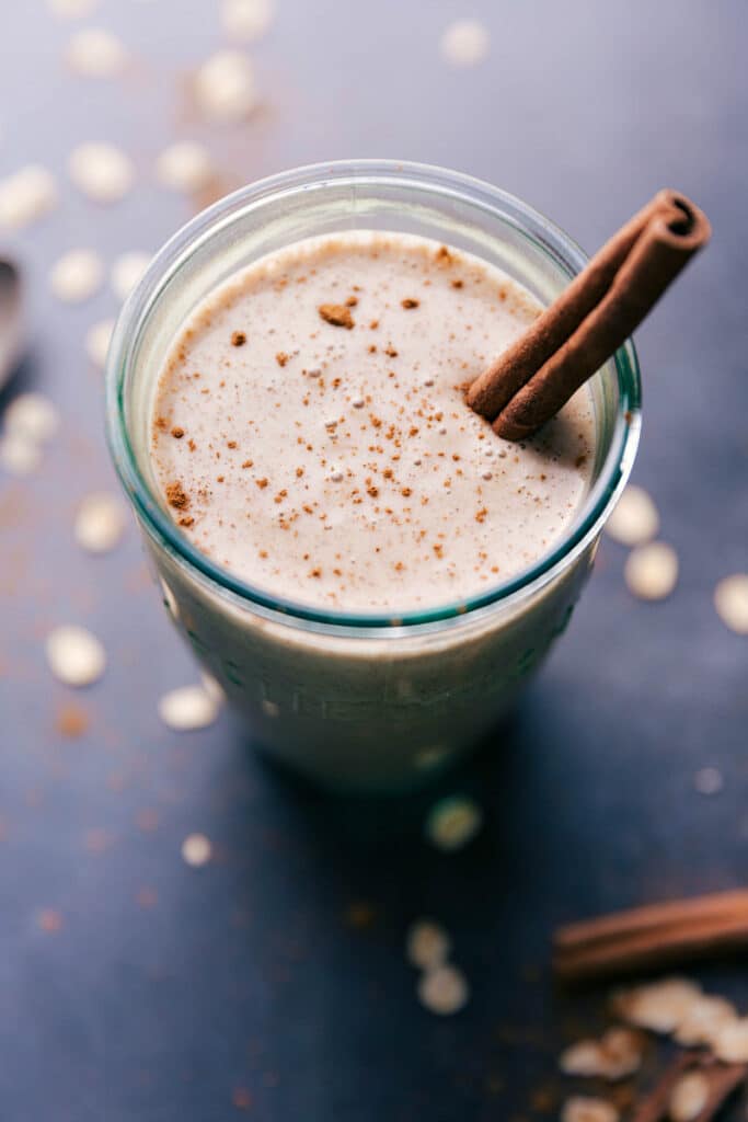 Oatmeal Smoothie (Thick & Creamy!) - Chelsea's Messy Apron