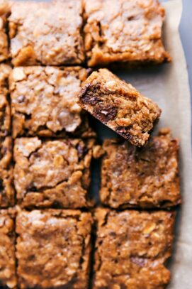 Soft-Baked Oatmeal Breakfast Bars - Chelsea's Messy Apron