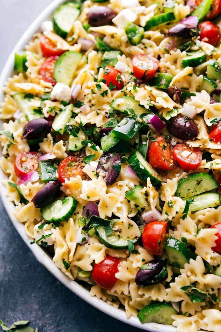 Greek Pasta Salad {With the BEST dressing} - Chelsea's Messy Apron