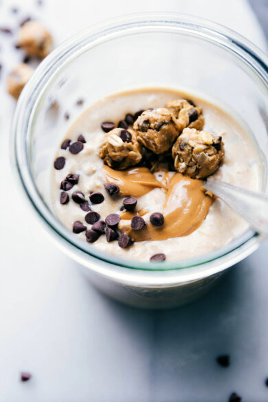 Peanut Butter Cookie Overnight Oats - Chelsea's Messy Apron