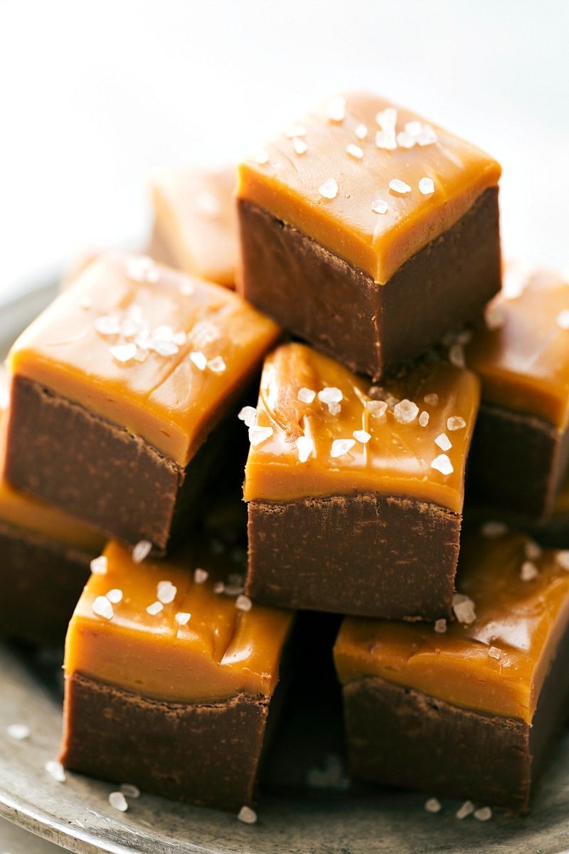 5-ingredient Microwave Caramel Chocolate Fudge | Chelsea's Messy Apron