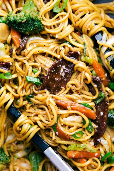 Beef Chow Mein {30 Minutes!} - Chelsea's Messy Apron