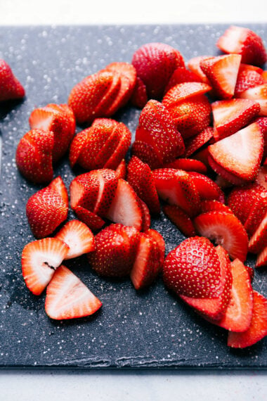 Panera Copycat Strawberry Poppyseed Salad - Chelsea's Messy Apron