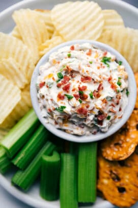 Baked Potato Dip (Serve with Potato Chips!) - Chelsea's Messy Apron