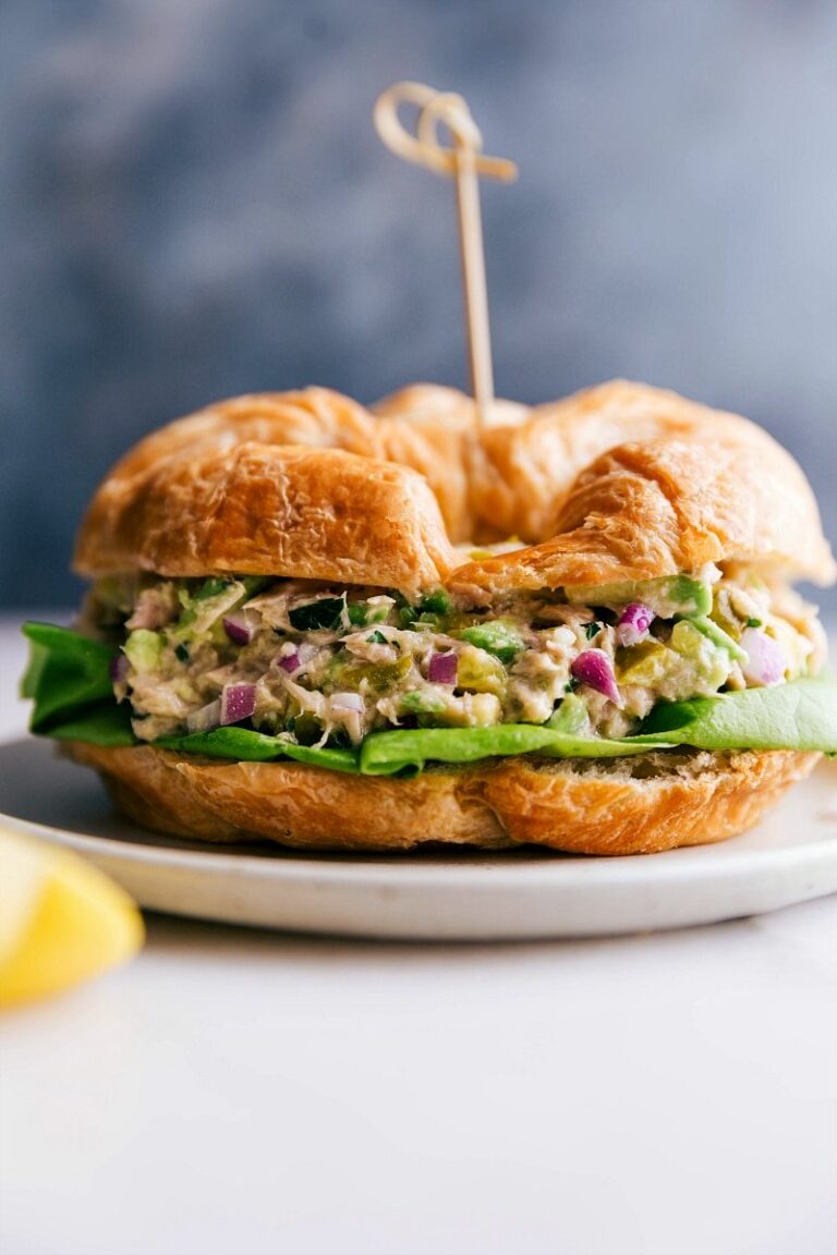 Avocado Tuna Salad {Healthy!} - Chelsea's Messy Apron