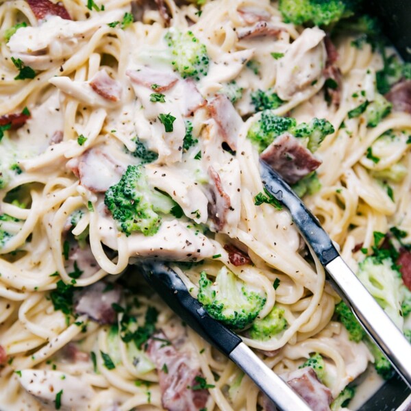 Chicken Broccoli Alfredo (Lightened Up!) - Chelsea's Messy Apron