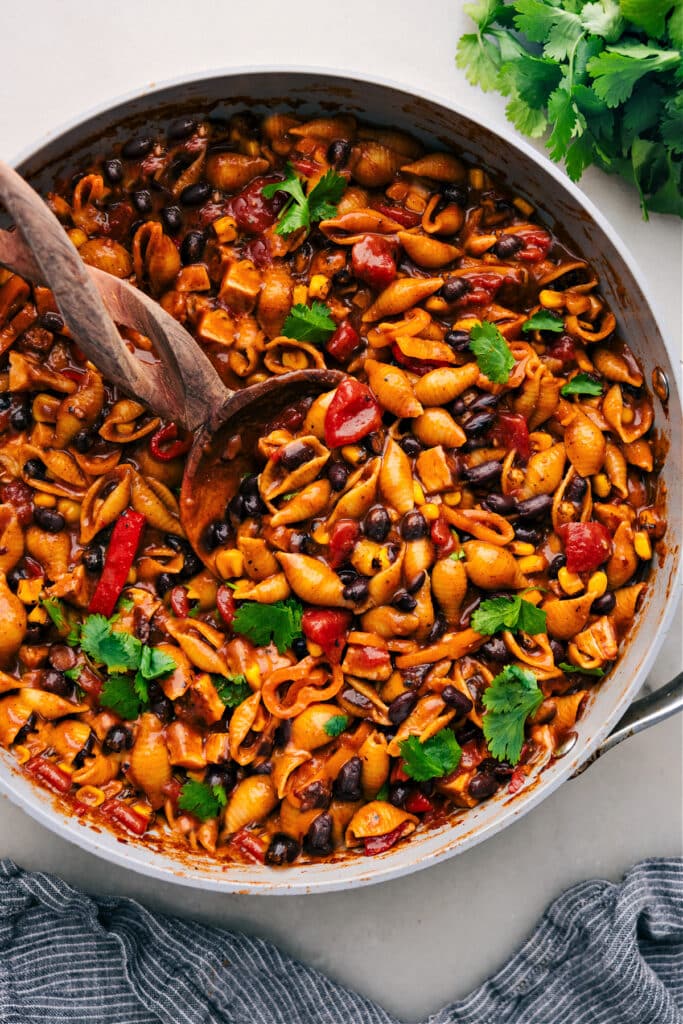 One Skillet Chicken Enchilada Pasta - Chelsea's Messy Apron