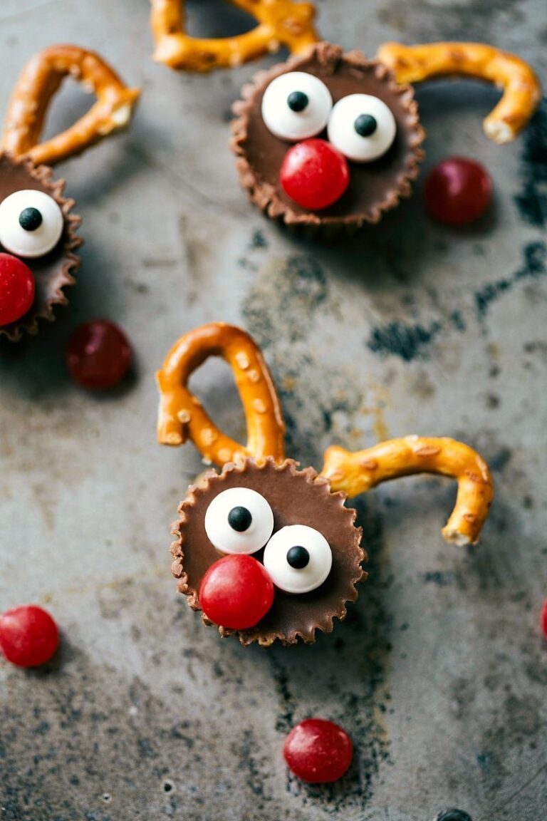 Reindeer Treats - Chelsea's Messy Apron