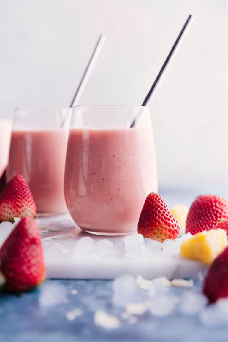 Strawberry Piña Colada (5 Ingredients!) - Chelsea&amp;#39;s Messy Apron