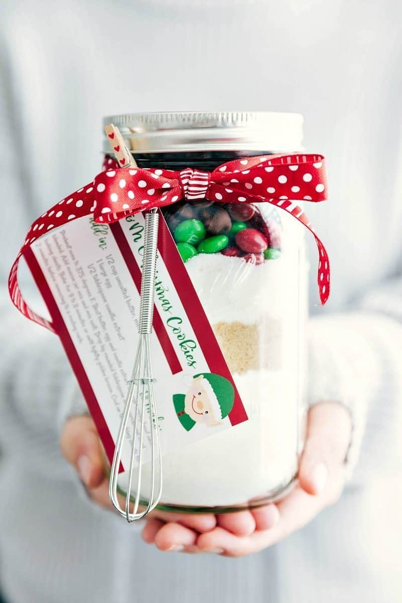 Christmas Cookie Mix in a Jar Gift Idea