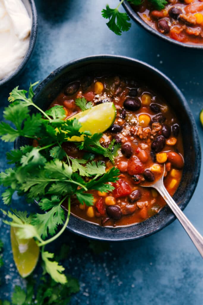 Taco Chili (Stovetop, Instant Pot, Crockpot!) - Chelsea's Messy Apron