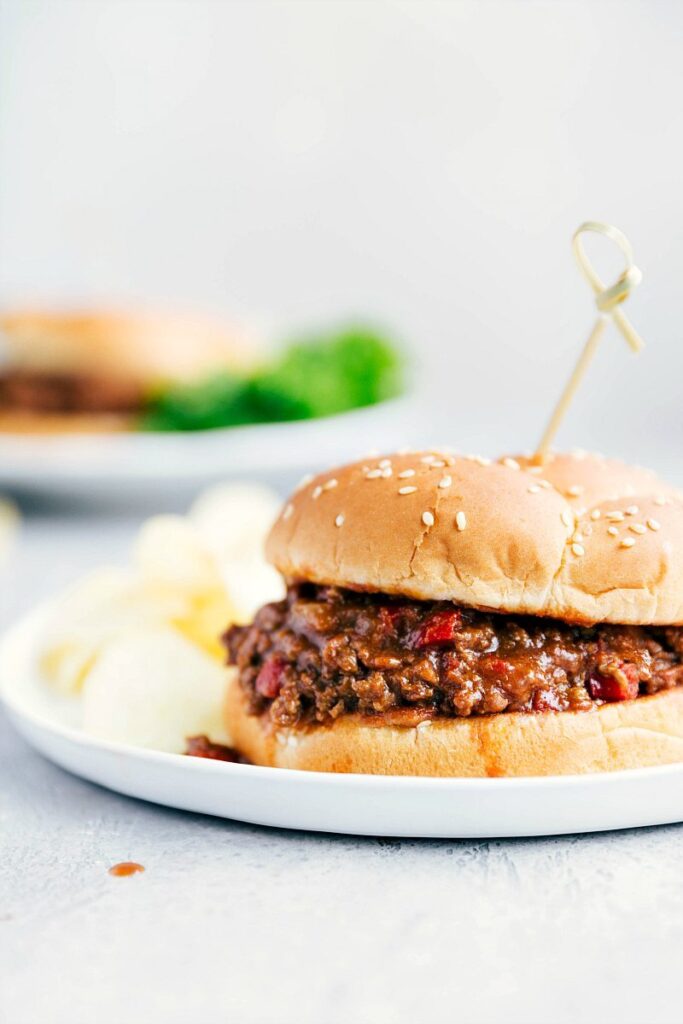 Crockpot Sloppy Joes (On Toasted Buns!) Chelsea's Messy Apron