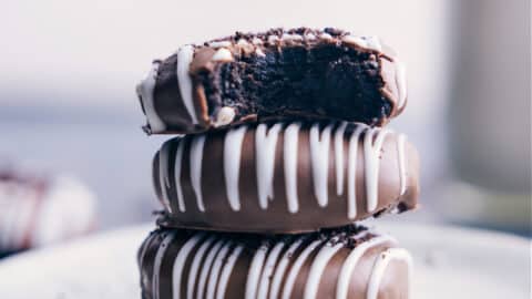 Chocolate Dipped Oreo Cookies - Every Kitchen Tells A Story