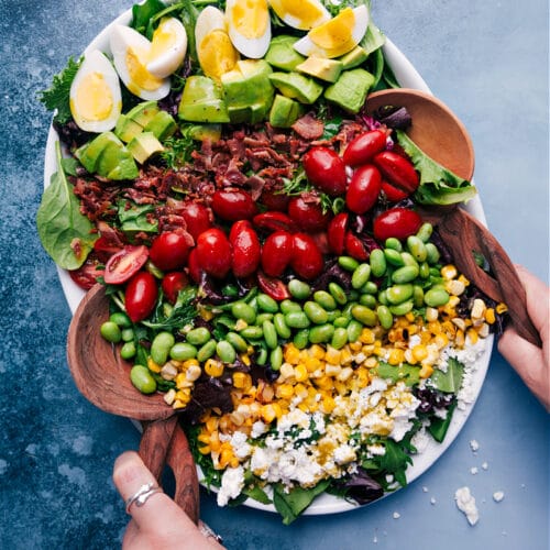 https://www.chelseasmessyapron.com/wp-content/uploads/2018/03/Cobb-Salad-1-500x500.jpeg