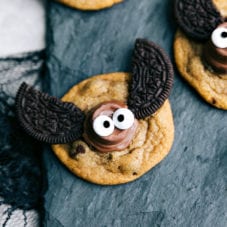 4 Easy Halloween Cookies [4-ingredients] - Chelsea's Messy Apron