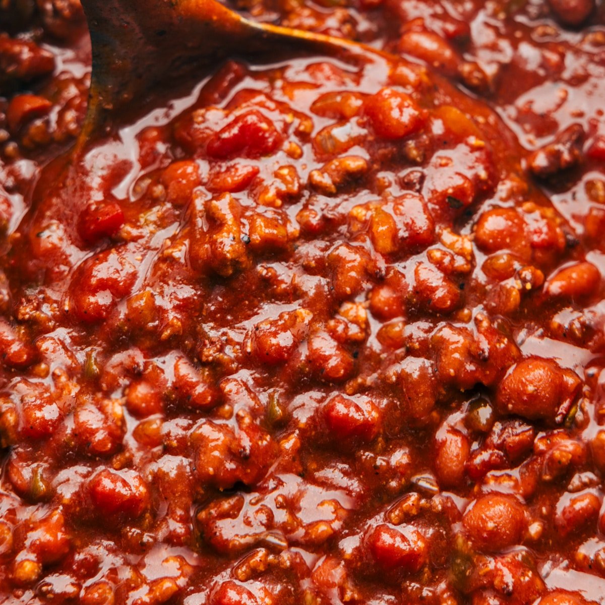 Enjoy the best crockpot chili recipe fresh out of the slow cooker.