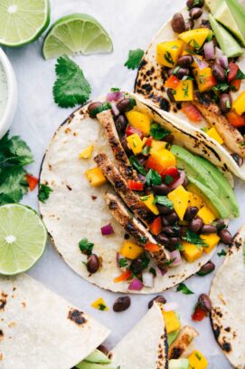 Jamaican Jerk Tacos {with a Mango Salsa!} - Chelsea's Messy Apron