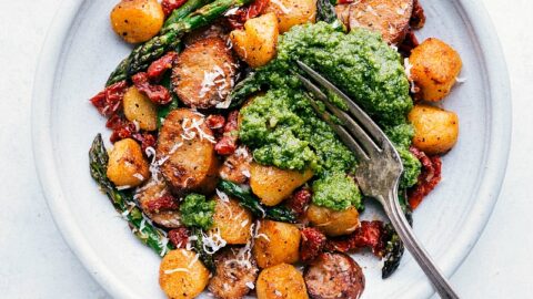 One Pan Italian Sausage and Veggies - Chelsea's Messy Apron