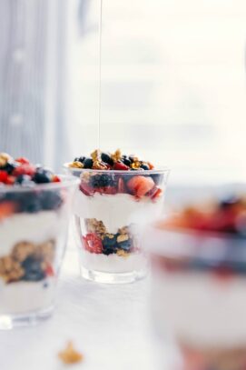 Parfait {Easy & Delicious!} - Chelsea's Messy Apron