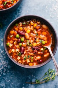 Minestrone Soup (SO much flavor!) - Chelsea's Messy Apron