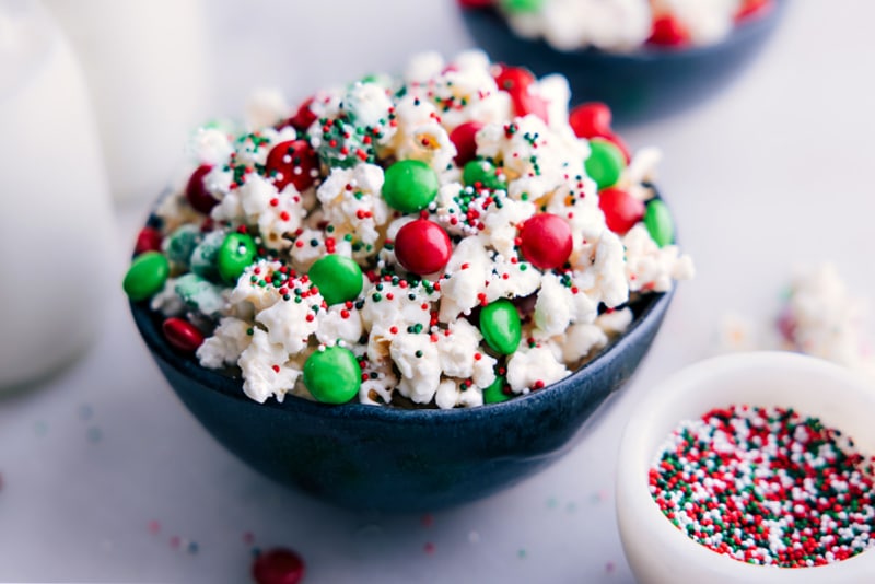 Christmas Popcorn - Chelsea's Messy Apron