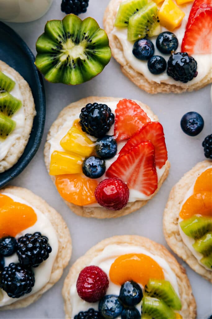 Sugar Cookie Fruit Pizzas - Chelsea's Messy Apron