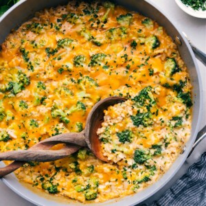 One skillet Creamy Chicken Broccoli Rice Casserole recipe freshly made, ready to be enjoyed.